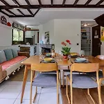 L'ilet Ensoleille /sunny Island Chalet